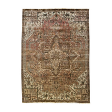 Carregar imagem no visualizador da galeria, Mateo - Vintage Hand Made Heriz Persian Carpet