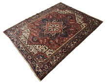 Lade das Bild in den Galerie-Viewer, Luiz - Vintage Hand Made Heriz Persian Carpet