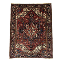 Lade das Bild in den Galerie-Viewer, Luiz - Vintage Hand Made Heriz Persian Carpet