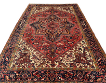 Lade das Bild in den Galerie-Viewer, Bahador - Vintage Hand Made Heriz Persian Carpet