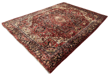 Lade das Bild in den Galerie-Viewer, Afsoun - Vintage Hand Made Heriz Persian Carpet