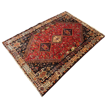 Lade das Bild in den Galerie-Viewer, Venturio - Vintage Tribal Shiraz Qashqai Wool Rug
