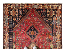 Lade das Bild in den Galerie-Viewer, Venturio - Vintage Tribal Shiraz Qashqai Wool Rug