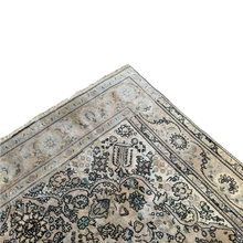 Загрузить изображение в средство просмотра галереи, Natalino - Vintage Hand Made Tabriz Persian Carpet