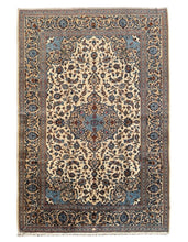 Lade das Bild in den Galerie-Viewer, Kiomarz- Hand Made Persian Kashan Carpet
