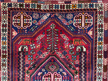 Lade das Bild in den Galerie-Viewer, Reno - Vintage Tribal Shiraz Qashqai Wool Rug
