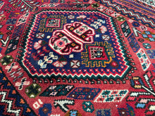 Lade das Bild in den Galerie-Viewer, Reno - Vintage Tribal Shiraz Qashqai Wool Rug