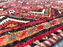 Load image into Gallery viewer, Katayoun - Vintage Tribal Shiraz Qashqai Wool Rug