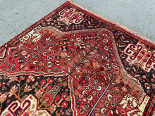 Load image into Gallery viewer, Katayoun - Vintage Tribal Shiraz Qashqai Wool Rug