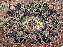 Lade das Bild in den Galerie-Viewer, Lonzo - Vintage Hand Made Heriz Persian Carpet