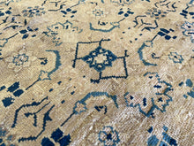 Lade das Bild in den Galerie-Viewer, Dante - Vintage Mahal Carpet
