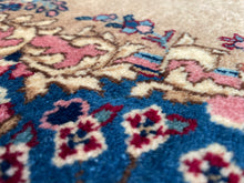 Charger l'image dans la galerie, Andréa - Vintage Royal Kerman Runner
