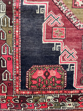 将图片加载到图库查看器,Atlas - Vintage Caucasian Kazak Runner