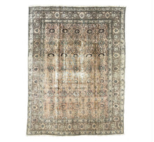 Lade das Bild in den Galerie-Viewer, Blake - Vintage Tabriz Carpet
