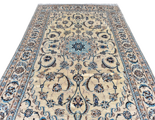 Lade das Bild in den Galerie-Viewer, Moritz - Hand Made Silk & Wool Nain Persian Rug