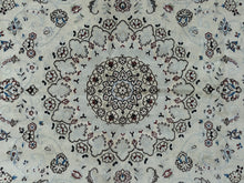 Lade das Bild in den Galerie-Viewer, Fabrico - Hand Made Part Silk Nain Persian Rug