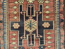 Carica l'immagine nel visualizzatore di Gallery, Louisa - Vintage Hand Made Kazak Runner