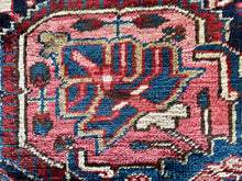 Загрузить изображение в средство просмотра галереи, Juan - Vintage Hand Made Heriz Persian Carpet