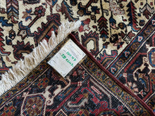 Lade das Bild in den Galerie-Viewer, Jorge - Vintage Hand Made Heriz Persian Carpet