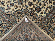 Lade das Bild in den Galerie-Viewer, Kiomarz- Hand Made Persian Kashan Carpet