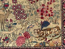 Lade das Bild in den Galerie-Viewer, James - Antique Isfahan Hunting Scene Rug