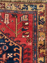 将图片加载到图库查看器,Atlas - Vintage Caucasian Kazak Runner