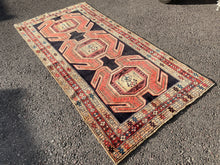 Charger l'image dans la galerie, Mia - Vintage Caucasian Lenkoran Runner