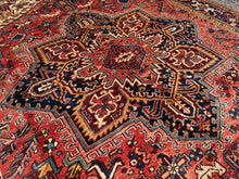Lade das Bild in den Galerie-Viewer, Bahador - Vintage Hand Made Heriz Persian Carpet