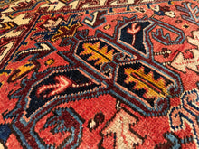 Lade das Bild in den Galerie-Viewer, Bahador - Vintage Hand Made Heriz Persian Carpet