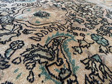 Загрузить изображение в средство просмотра галереи, Natalino - Vintage Hand Made Tabriz Persian Carpet