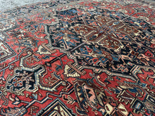 Lade das Bild in den Galerie-Viewer, Martinez - Vintage Hand Made Heriz Persian Carpet