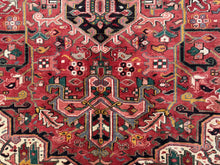 Lade das Bild in den Galerie-Viewer, Arman - Vintage Hand Made Heriz Persian Carpet