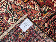 Lade das Bild in den Galerie-Viewer, Arman - Vintage Hand Made Heriz Persian Carpet