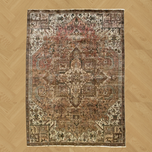 Carregar imagem no visualizador da galeria, Mateo - Vintage Hand Made Heriz Persian Carpet