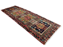 将图片加载到图库查看器,Sorento - Vintage Hand Made Kazak Runner