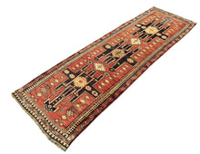 Carica l'immagine nel visualizzatore di Gallery, Louisa - Vintage Hand Made Kazak Runner
