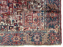 Lade das Bild in den Galerie-Viewer, Maximiliano - Vintage Hand Made Heriz Persian Carpet