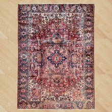 Lade das Bild in den Galerie-Viewer, Maximiliano - Vintage Hand Made Heriz Persian Carpet