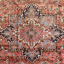Lade das Bild in den Galerie-Viewer, Holly - Vintage Heriz Carpet