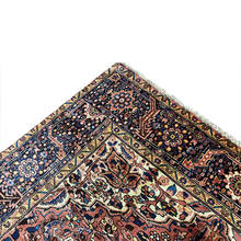 Charger l'image dans la galerie, Marlow - Vintage Heriz Carpet