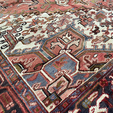 Lade das Bild in den Galerie-Viewer, Holly - Vintage Heriz Carpet