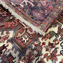 Lade das Bild in den Galerie-Viewer, Holly - Vintage Heriz Carpet