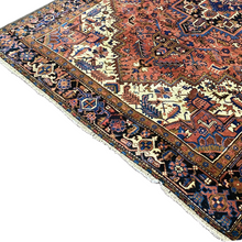 Charger l'image dans la galerie, Joy - Vintage Heriz Carpet