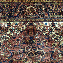 Charger l'image dans la galerie, Marlow - Vintage Heriz Carpet