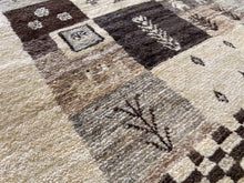 Load image into Gallery viewer, Daisy - New Abstract Persian Gabbeh Rug. High Knot Count