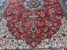 Lade das Bild in den Galerie-Viewer, Trevor - Fine Isfahan Carpet Signed