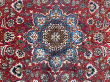 Lade das Bild in den Galerie-Viewer, Trevor - Fine Isfahan Carpet Signed