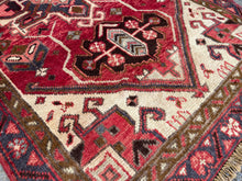 Load image into Gallery viewer, Holly - Vintage Heriz Runner