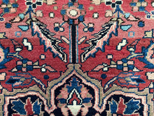 Charger l'image dans la galerie, Irene - Vintage Heriz Runner