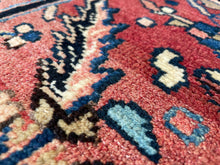 Charger l'image dans la galerie, Irene - Vintage Heriz Runner